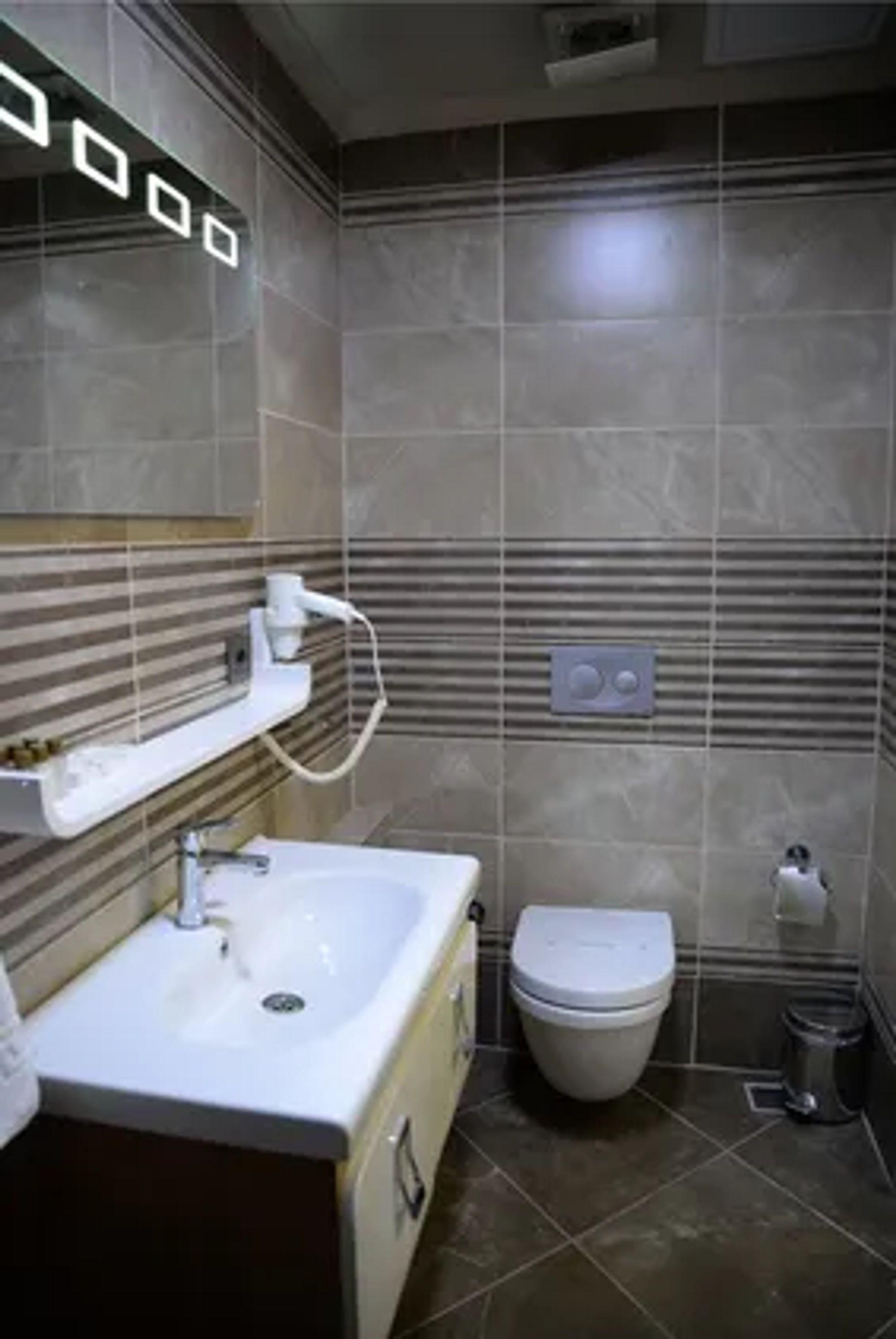 Ferman Apart Hotel Sisli Harbiye Exteriör bild
