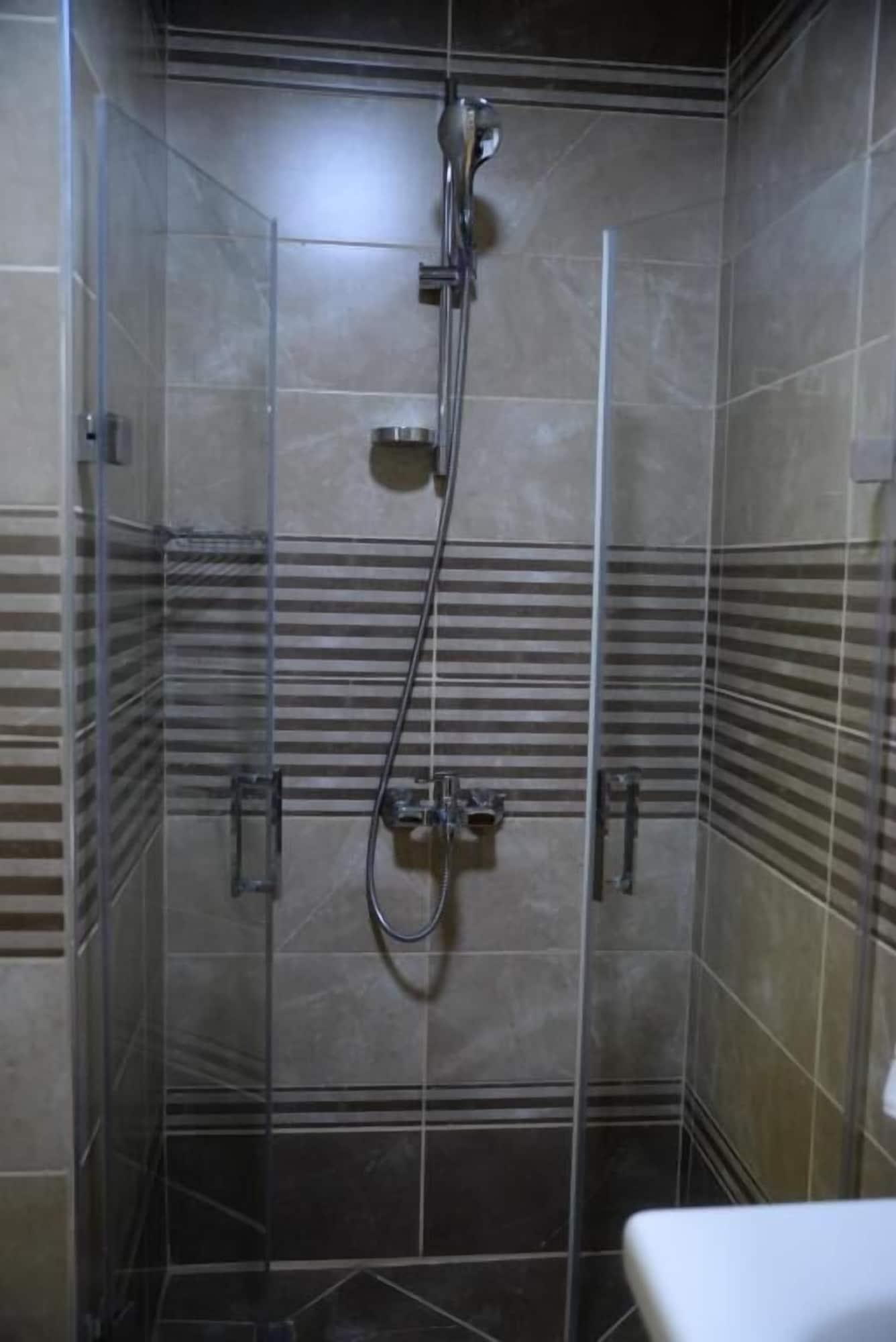 Ferman Apart Hotel Sisli Harbiye Exteriör bild